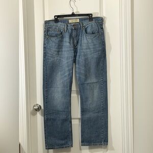 Wrangler Men's Light Blue Slim Straight Jeans